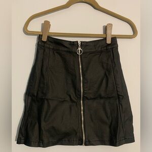 Cotton On Black Faux Leather Mini Skirt A-Line Zip Front Size 4